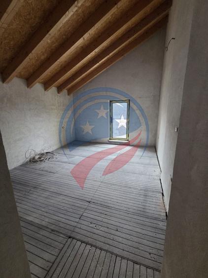 Oportunitate investiție: Vilă cu 4 unități independente, Platoul Cornești - 8