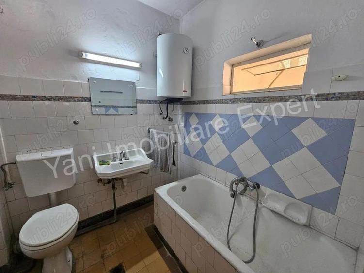 Casa + 6100 mp teren de vanzare in comuna Cepari, sat Urluie?ti, jude? Arge?. - 2