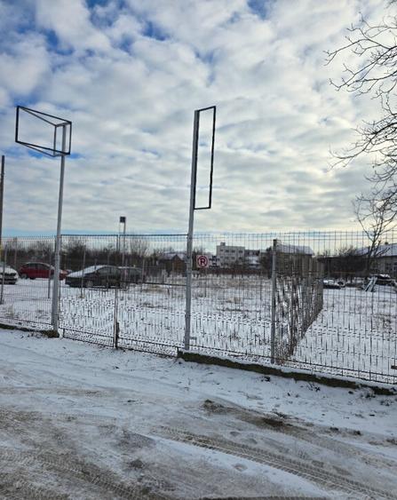 Inchirier teren intravilan 600mp - 1