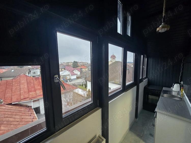 Inchiriez garsoniera moderna, situata ultracentral. Totul este nou. - 3