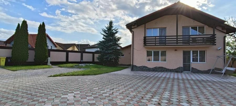 Vand casa cu teren de 900 mp in Harman - 2