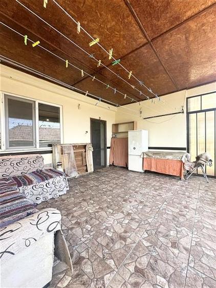 Casa S+P+1E cu Teren de 854 mp, Pretabila pentru Doua Familii - 30