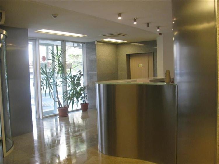 Cladire de birouri de vanzare in Cotroceni, langa metrou Eroilor - 3