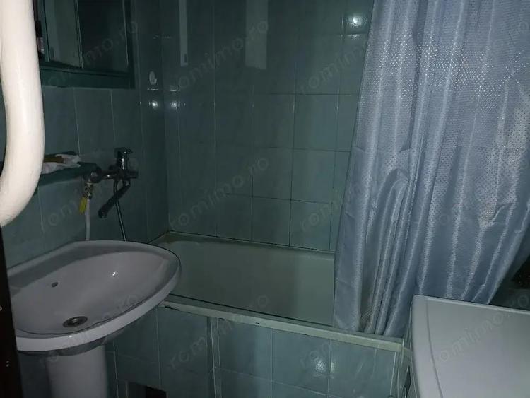 Garsoniera de inchiriat in zona Girocului - 1