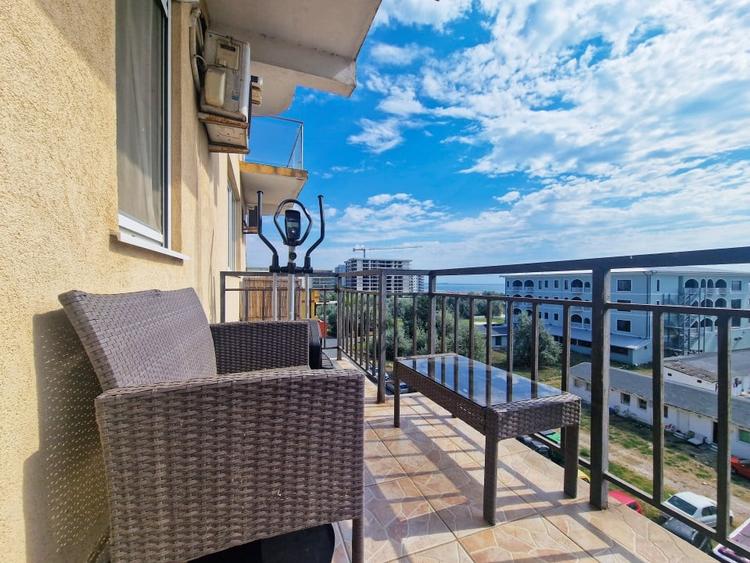 Ap de 4 cam de vanzare, Statiunea Mamaia, vedere la mare si lac, 150m de plaja. - 17