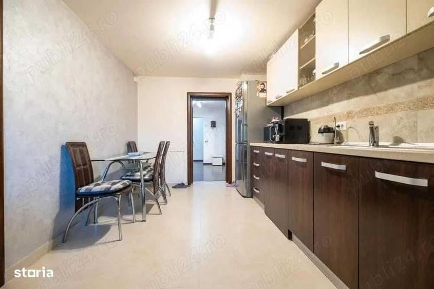 Casă cu 4 camere decomandat în Bistrița Lac