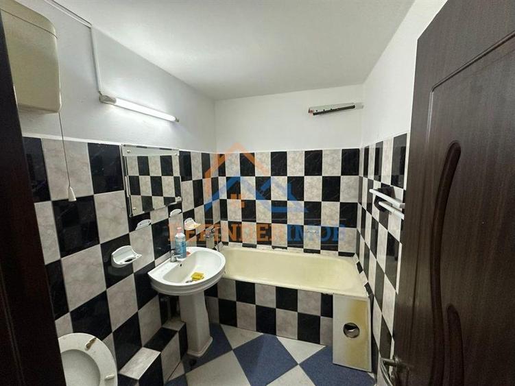 Apartament de vanzare cu 2 camere, zona Calea Mosilor - 11