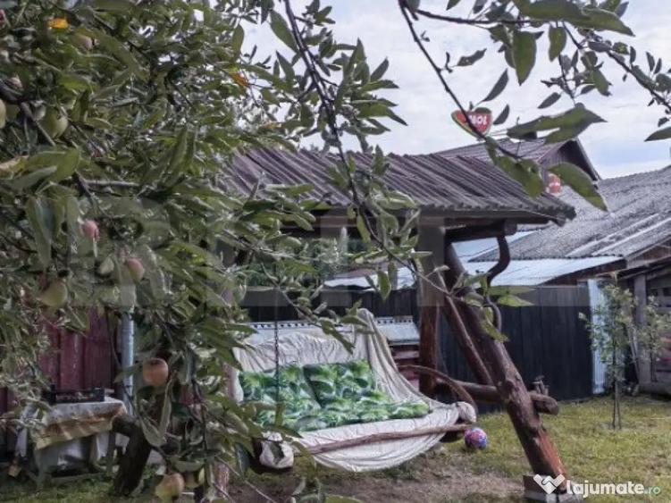 Casa de vanzare in Gura Humorului + teren generos - 3