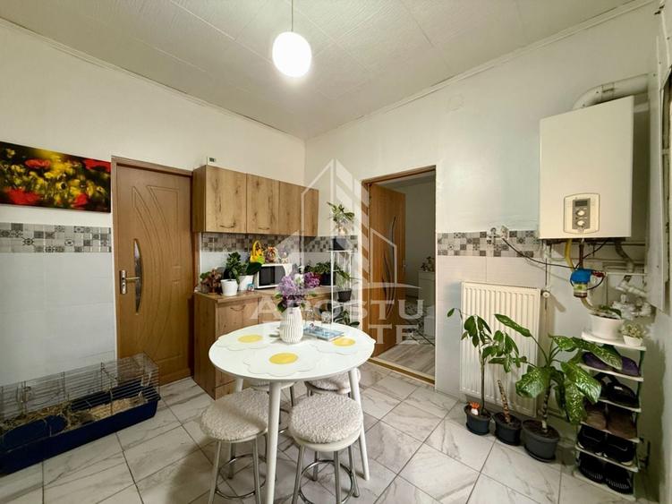 Apartament cu 2 camere si curte de vanzare in Complexul Studentesc - 9