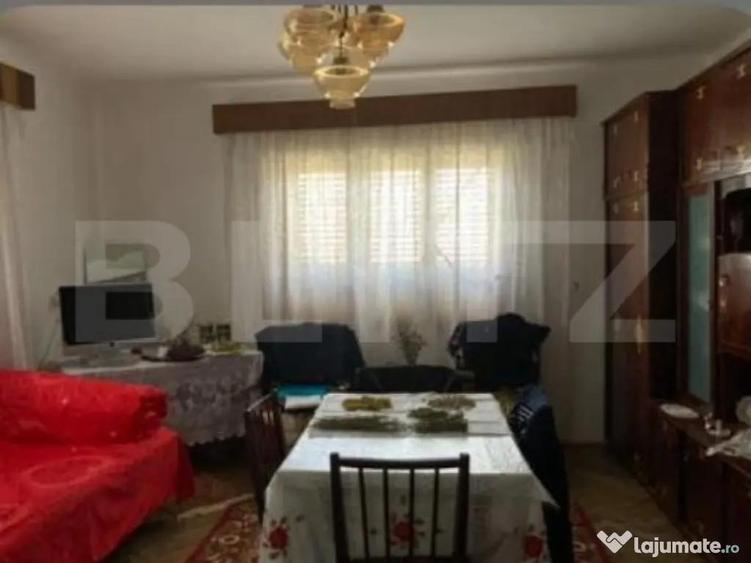 Casa de vanzare, cu 6 camere, 218,44 mp, zona Tasnad - 8
