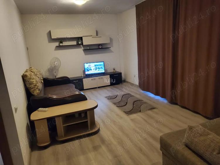 Inchiriez apartament 43m2 Cluj Napoca strada Corneliu Coposu