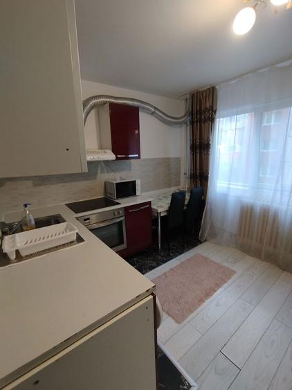 Vand apartament decomandat cu o camera Calea Buziasului - 1