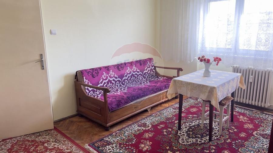 Apartament cu 3 camere de închiriat în zona Podgoria - 4