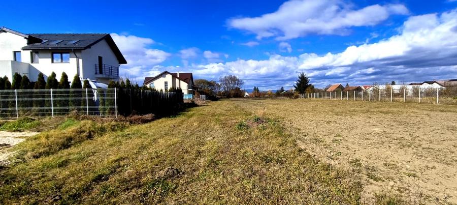 Lot de teren provenit din gradina unei case din centrul cartierului Stupini - 2