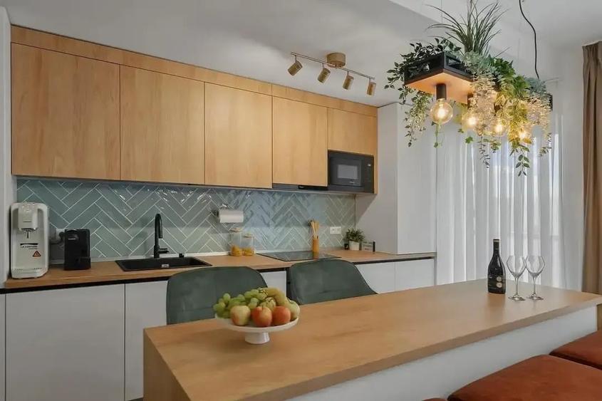 Bloc construit ca la carte! Risc seismic redus-0.30! Living 40 mp - 2