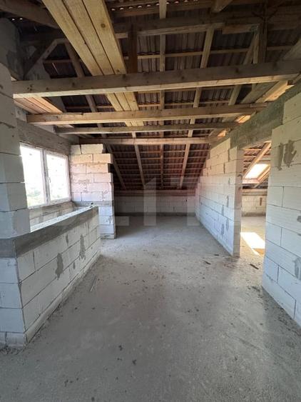 Casa cu potential deosebit, 172 m? utili, teren 500 m?, sat Buza - 5