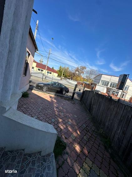 De vanzare Casa alipita, 2 camere + 2 bai, in oras - 3