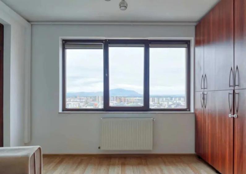 Apartament 3 camere, decomandat - zona Tractorul - 9