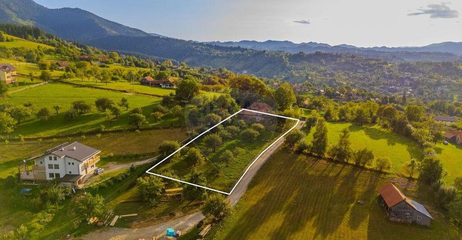 Teren pretabil pentru PENSIUNE in BRAN | 3,000mp | COMIS... - 5