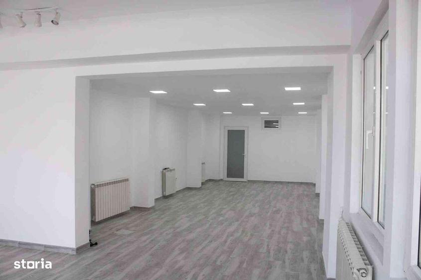 Spa?iu comercial independent - 3