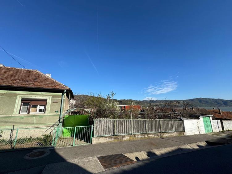 Casa de vanzare!! - 2