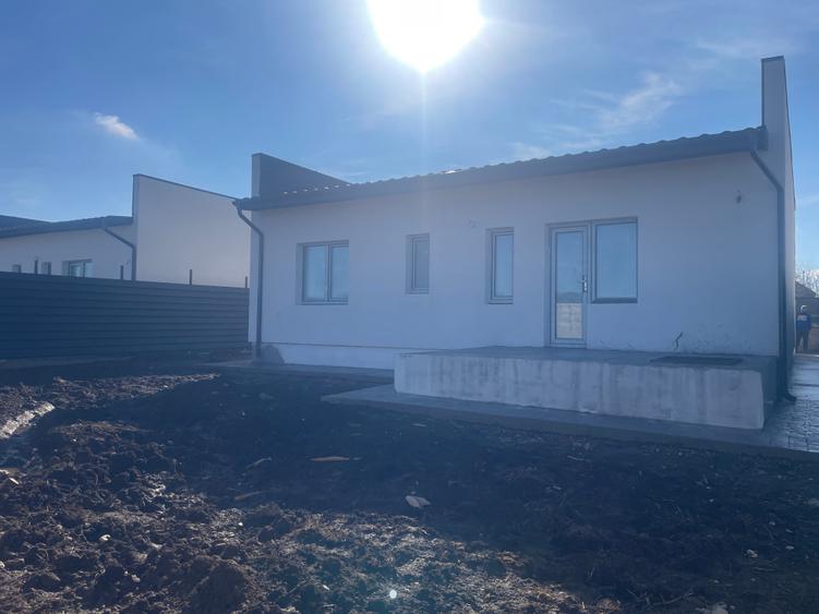 Casă individuală parter ,4 camere,teren 412 mp/Com.Berceni - 9