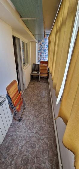 Zona Dacia, 3 camere decomandate, suprafata 72mp - 17