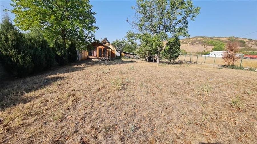 Proprietate industriala Podari  2 hale (344 mp) + teren 2.515 mp - 15