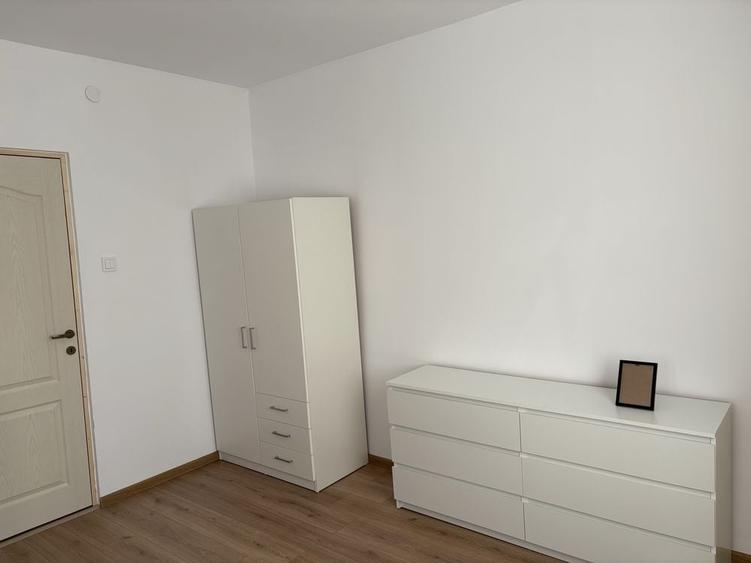 Garsoniera mobilata, etaj 3 in zona Astra - 4