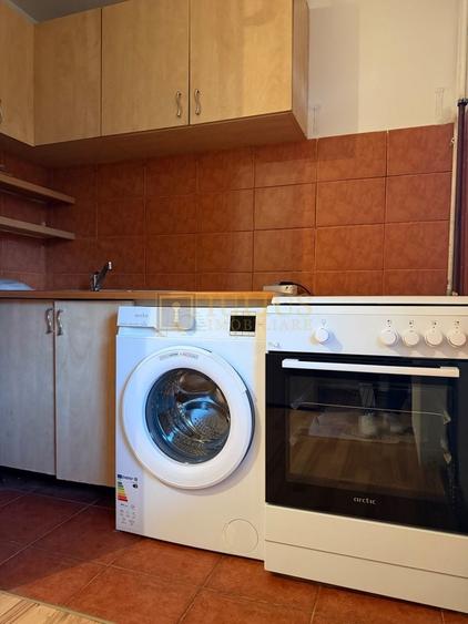 Str. Viorelelor zona Dorobanti; parter, centrala proprie. - 7