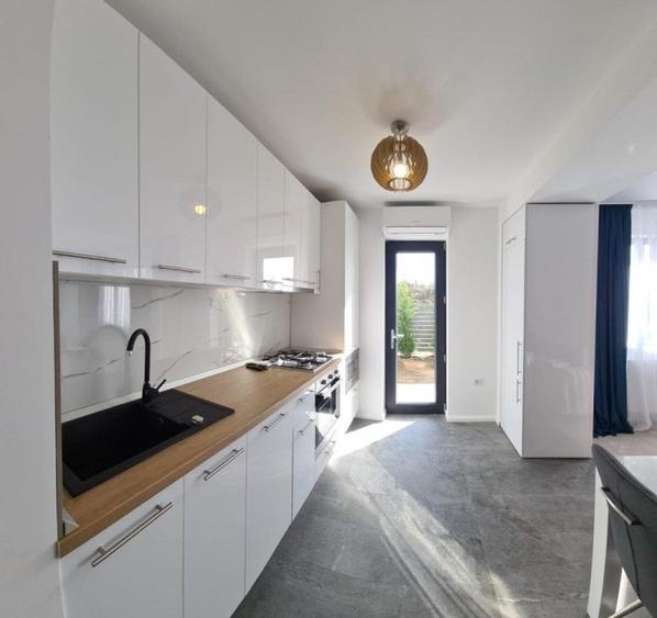 3 CAMERE in COMUNA 1 DECEMBRIE, ILFOV - LA NICI 10 MINUTE DISTANTA DE BUCURESTI - 1