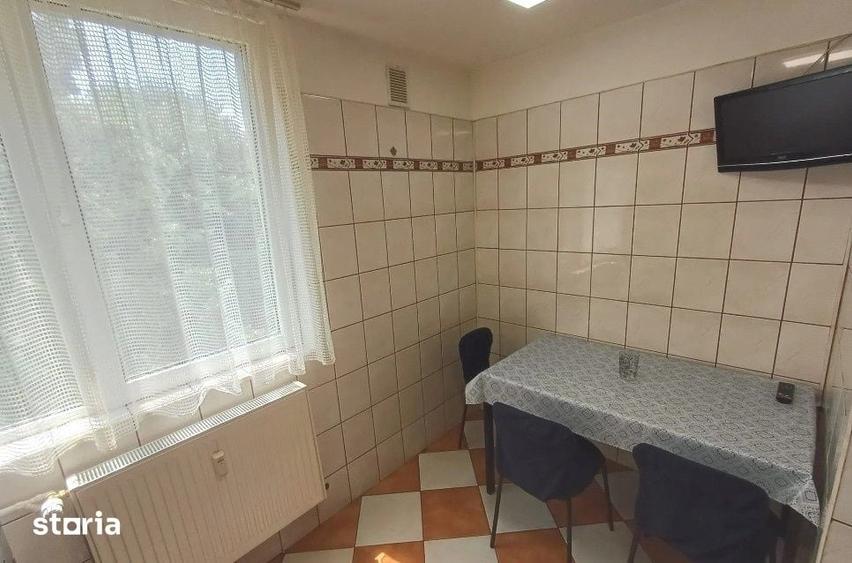 Apartament cu 3 camere decomandat în Berceni — fotografia 1