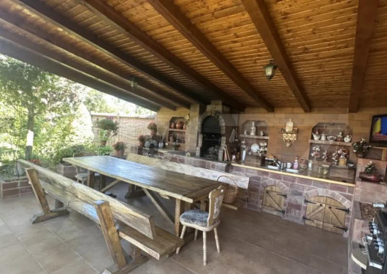 Casa plan parter 170 mp, zona Micro 17 - 7