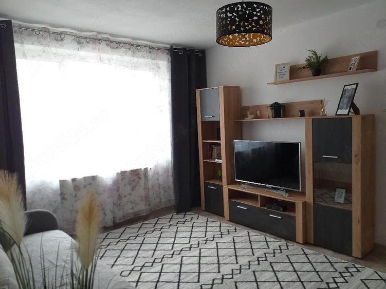 Vand apartament doua camere zona UBB - 3