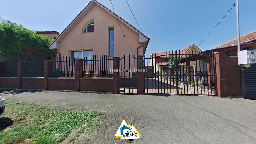 Oportunitate unică – casă cu 5 camere de vânzare în Arad, cartier Grădiște