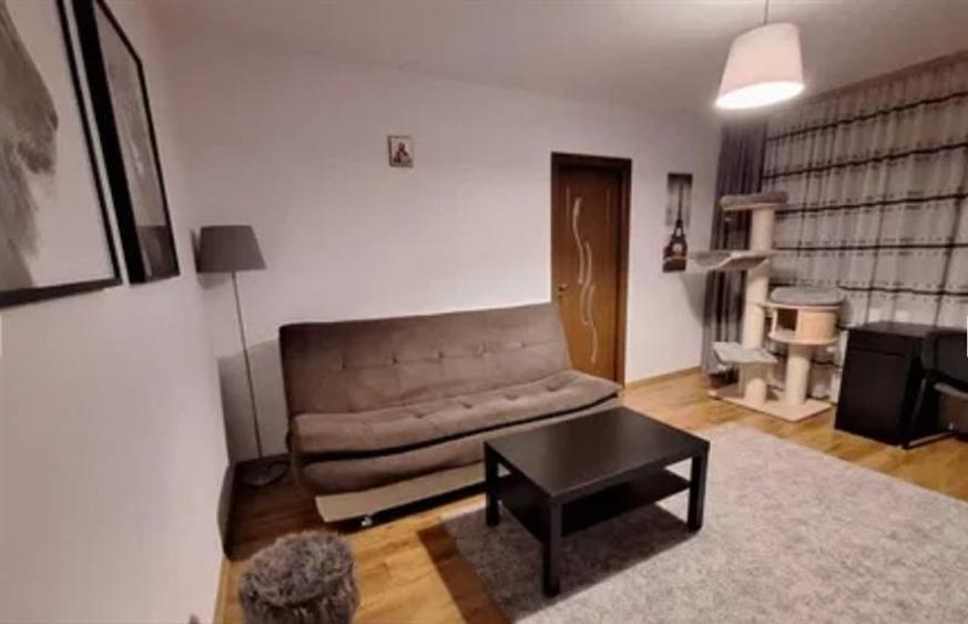 Apartament 3 camere de vanzare zona vest - 1