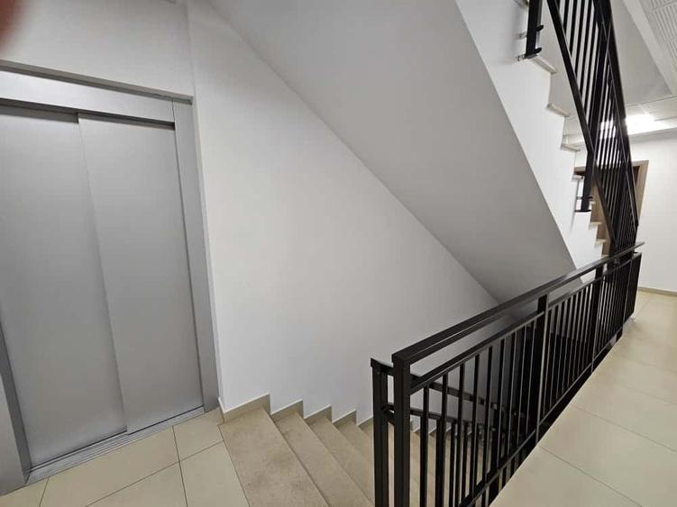 Apartament nou, 2 camere, plus loc de parcare, zona Soarelui, comision 0% - 18