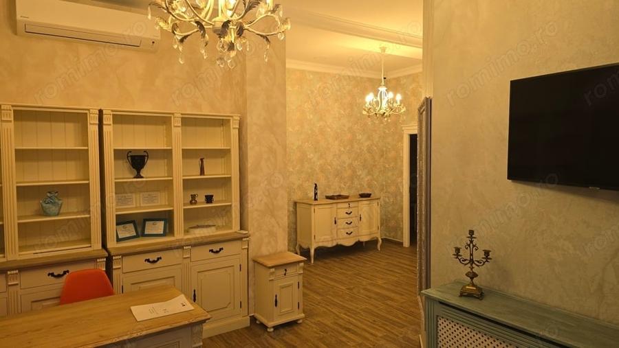 Spațiu comercial, de 120 mp, în Central