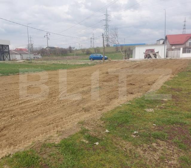 3 parcele intravilan, Isalnita, utilități la front - 3