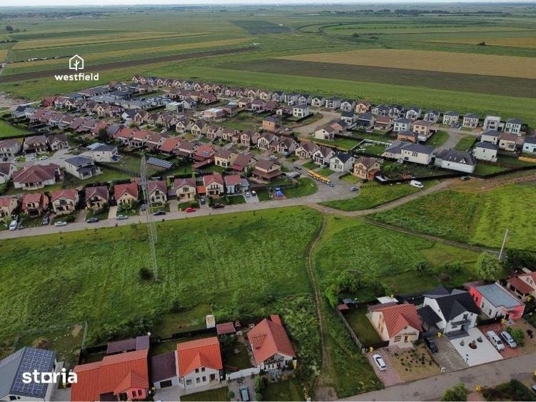 Teren de 607 mp, în Central
