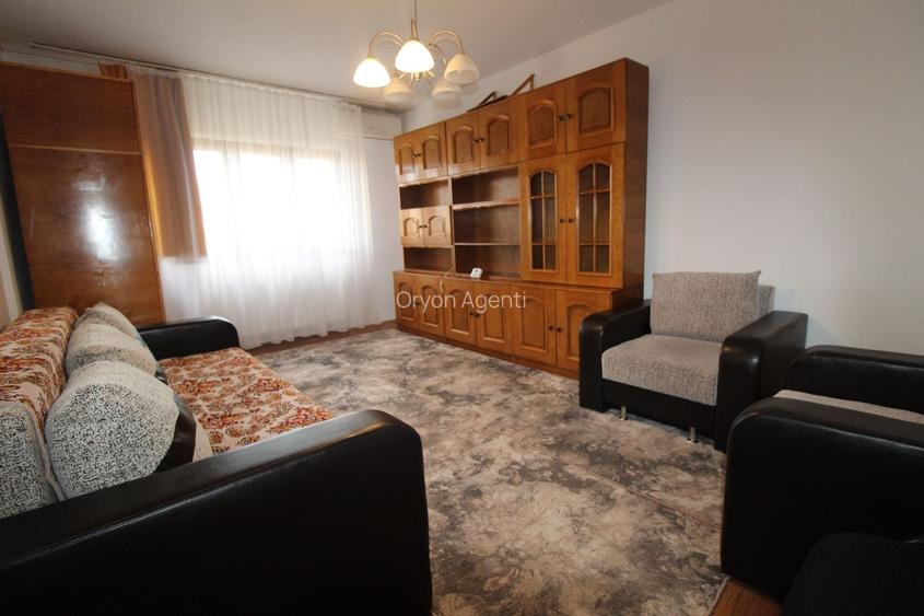 Apartament 2 camere, Strada 1 Decembrie 1918, lângă liceul Ecaterina Teodoroiu