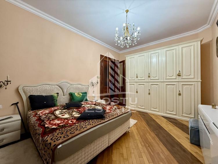 Apartament cu 4 camere decomandat, mobilat în Iosefin