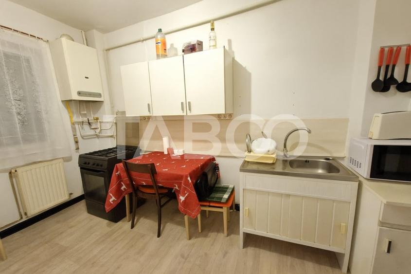 Apartament cu 3 camere decomandat, mobilat în Cisnădie