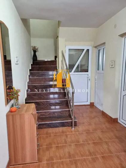Casă cu 4 camere cu Teren 1000 Mp în Central