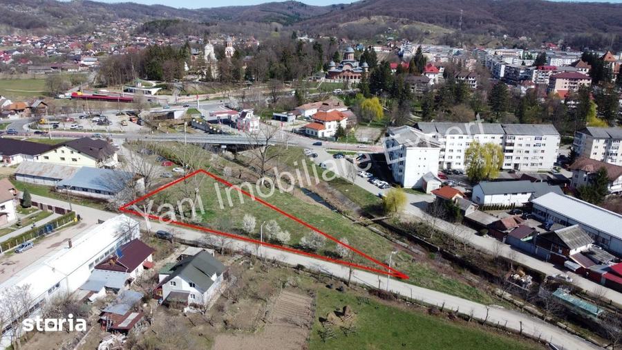 Teren de 1605 mp, în Curtea de Argeș