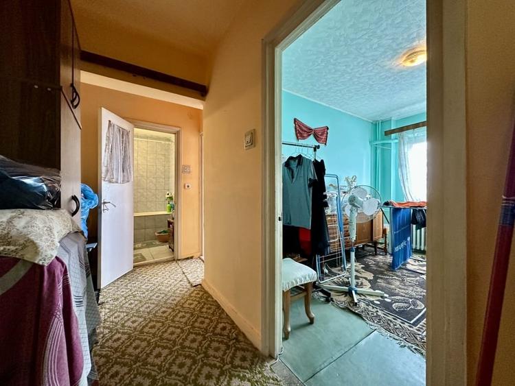Gorjului, apartament 3 camere, 64,2 mp, bloc 1978, acte complete - 6