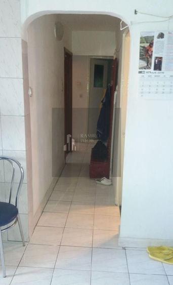 Apartament cu 3 camere decomandat, mobilat în Rahova