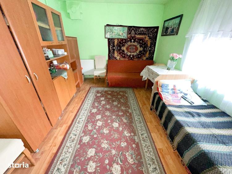 Casă cu 3 camere cu Teren 1176 Mp în Central