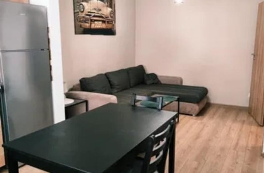 Apartament cu 2 camere decomandat în Păcii