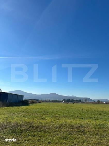 Teren de 2500 mp, în Șieu